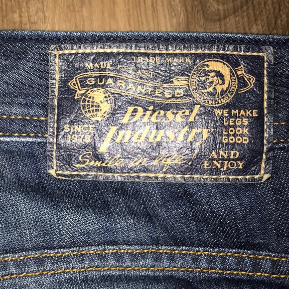 Men’s Diesel Jeans - Picture 4 of 7